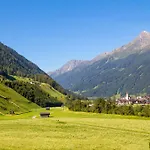 Bed & Breakfast Haus Elisabeth 3*