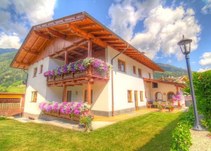 Haus Elisabeth Bed and Breakfast Neustift im Stubaital