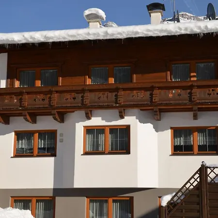 Bed & Breakfast Haus Elisabeth 3*